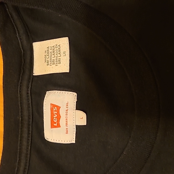 Levis black crew neck t-shirt - Picture 2 of 4